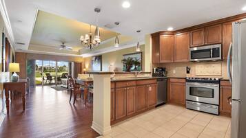 Villa, 3 Bedrooms | Private kitchen | Fridge, oven, coffee/tea maker, toaster