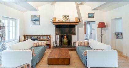 Family house for 15 - 1km from the beach - Garden