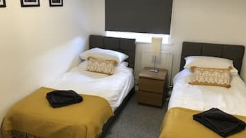3 bedrooms, iron/ironing board, travel cot, free WiFi