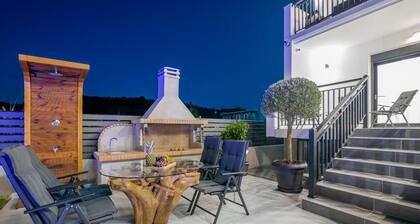 Eagle's Nest Adjoining Villas 1