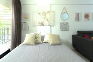 City Studio | Blackout drapes, travel crib, free WiFi, bed sheets - Studio en el Centro con cochera (Buenos Aires)