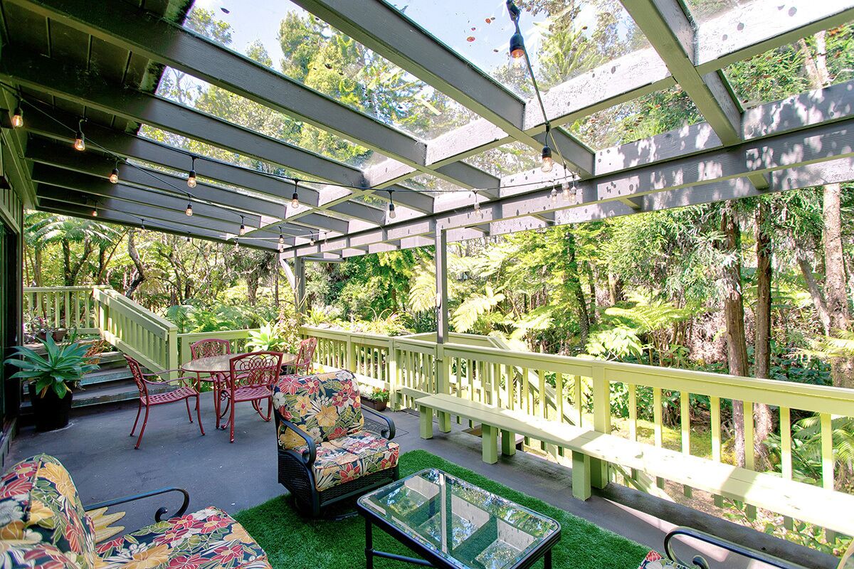 Halehikiola: 3  BR, 2  BA House in Volcano, Sleeps 10