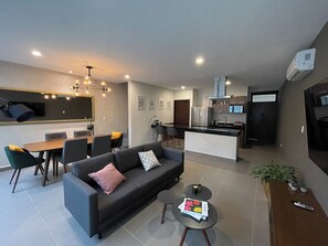 TV, Netflix, streaming services, offices