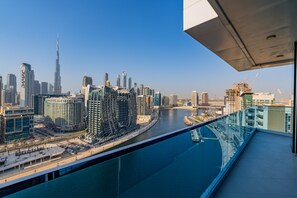 Deluxe Apartment, 2 Bedrooms, Balcony, Partial Lake View | Balcony view - GLOBALSTAY. New Apartments in Business Bay (Dubai)