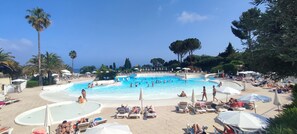 屋外プール、温水プール