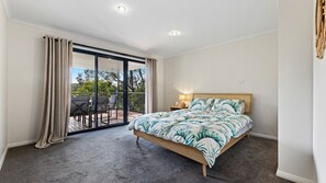 3 bedrooms, WiFi, bed sheets - Blue Haven, North Narooma (North Narooma)