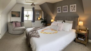 1 chambre, lit parapluie, Wi-Fi, draps fournis
