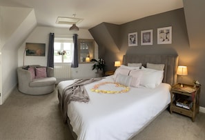 1 bedroom, travel crib, WiFi, bed sheets