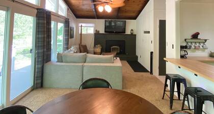 CABIN 14: Fall in Northern Michigan