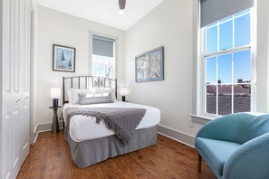 Signature-Stadtwohnung, 3 Schlafzimmer, Balkon, Flussblick | Ausblick vom Zimmer