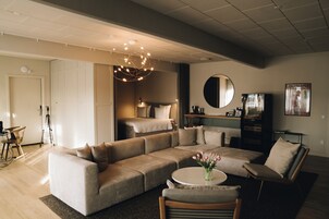 Superior Penthouse | Premium bedding, down comforters, desk, blackout drapes