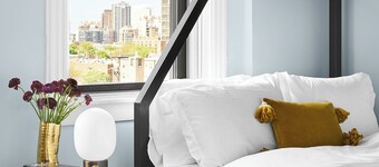 The Neighborhood Hotel - Lincoln Park