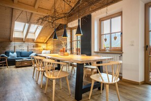 Dining - VALENTIN36 Apartment Ritten with Wi-Fi and balcony (Funes)