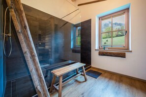 تجهيزات دش، مجففات شعر، مناشف