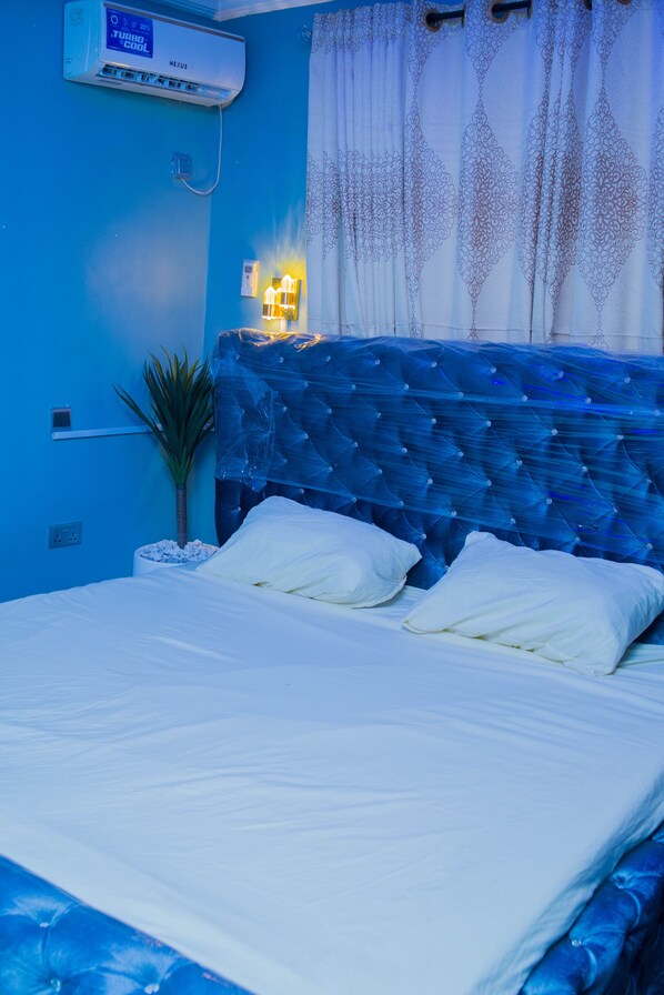 House | 3 bedrooms, iron/ironing board, free WiFi, bed sheets