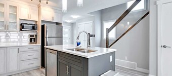 Bonnie Doon. New Infill. 3bd/2.5bth. Garage parking.