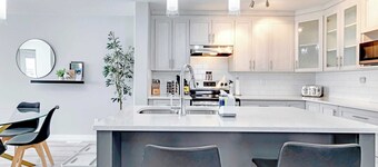 Bonnie Doon. New Infill. 3bd/2.5bth. Garage parking.