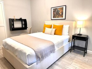 1 Schlafzimmer, Schreibtisch, Bügeleisen/Bügelbrett, WLAN