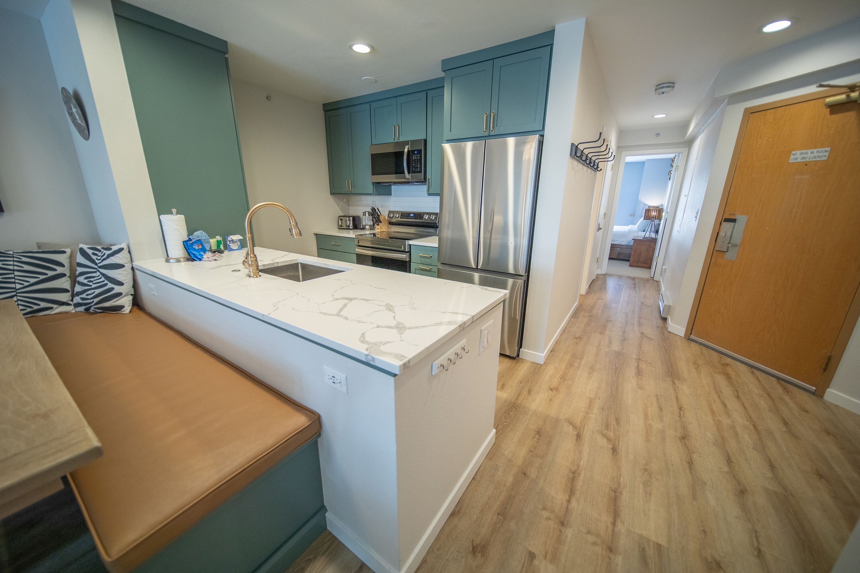 Condo (Liftside 304) | Exterior