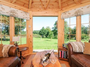 Cottage | Interior - Orchard Retreat (Crediton)