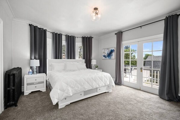 8 bedrooms, iron/ironing board, WiFi, bed sheets