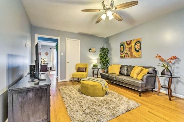 تلفزيون ذكي