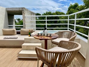 Outdoor dining - Tuluminati House-Bohemian Chic Luxury @Zama, Tulum (Tulum)