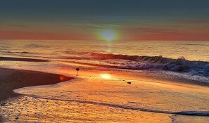 Beach nearby - Spacious dog-friendly home w/pool, hot tub, access to tennis, pickle ball, pools (St. George Island)