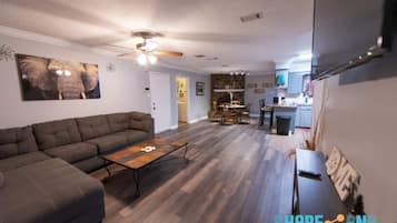 Smart TV, offices, computer monitors