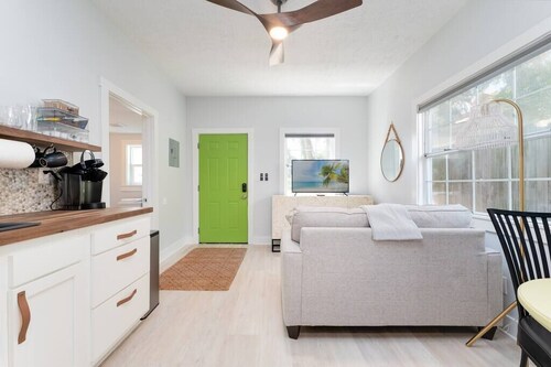 Laid Back Beach Studio | Steps to the water!