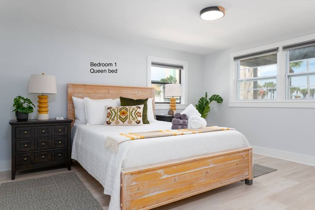 2 bedrooms, iron/ironing board, travel crib, free WiFi