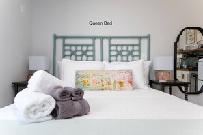 1 bedroom, iron/ironing board, free WiFi, bed sheets - Be A Nomad | Studio 60 Seconds to Ocean | Jacksonville Beach | Free Parking (Jacksonville Beach)