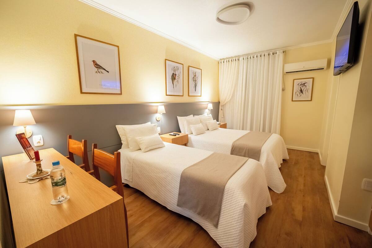 Luxury Triple Apartment | Minibar, in-room safe, desk, laptop workspace