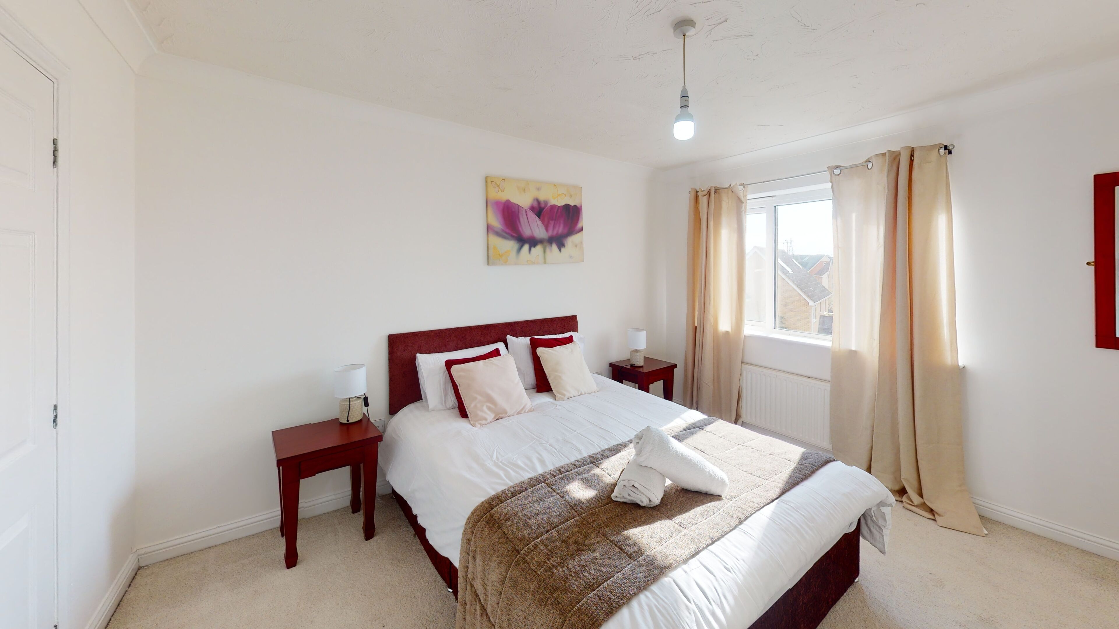 5 bedrooms, iron/ironing board, free WiFi