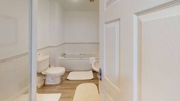 House | Bathroom