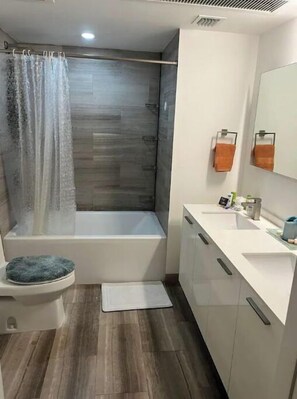 Shower - Lovely Highrise Brickell Miami 1 bedroom condo (Miami)