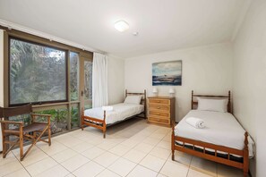 2 bedrooms, WiFi, bed sheets