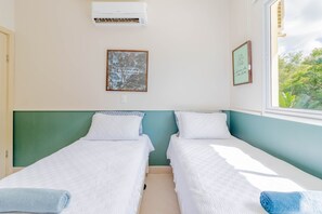 Ferienhaus | 4 Schlafzimmer, Verdunkelungsvorhänge, Bügeleisen/Bügelbrett