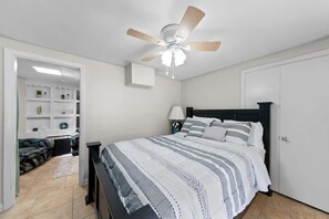 1 bedroom, free WiFi, bed sheets