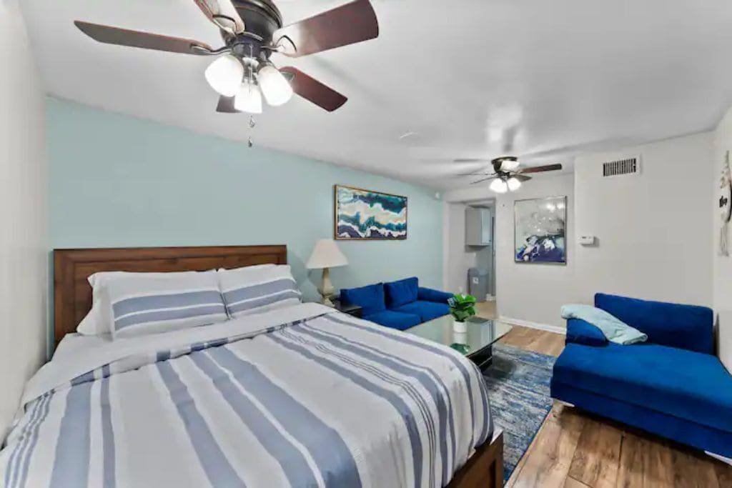 1 chambre, bureau, Wi-Fi gratuit, draps fournis