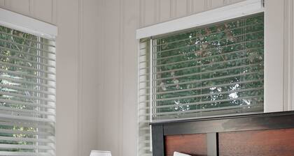 Heart of the City Townhouse, 3 Queens, Laundry