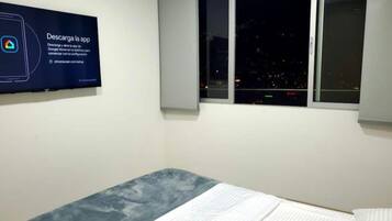 Basic-lejlighed | 2 soveværelser, strygejern/strygebræt, gratis Wi-Fi, sengetøj