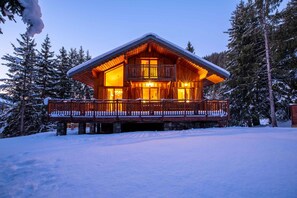 Exterior - Chalet le France a beautiful detached chalet in the forest (Les Allues)