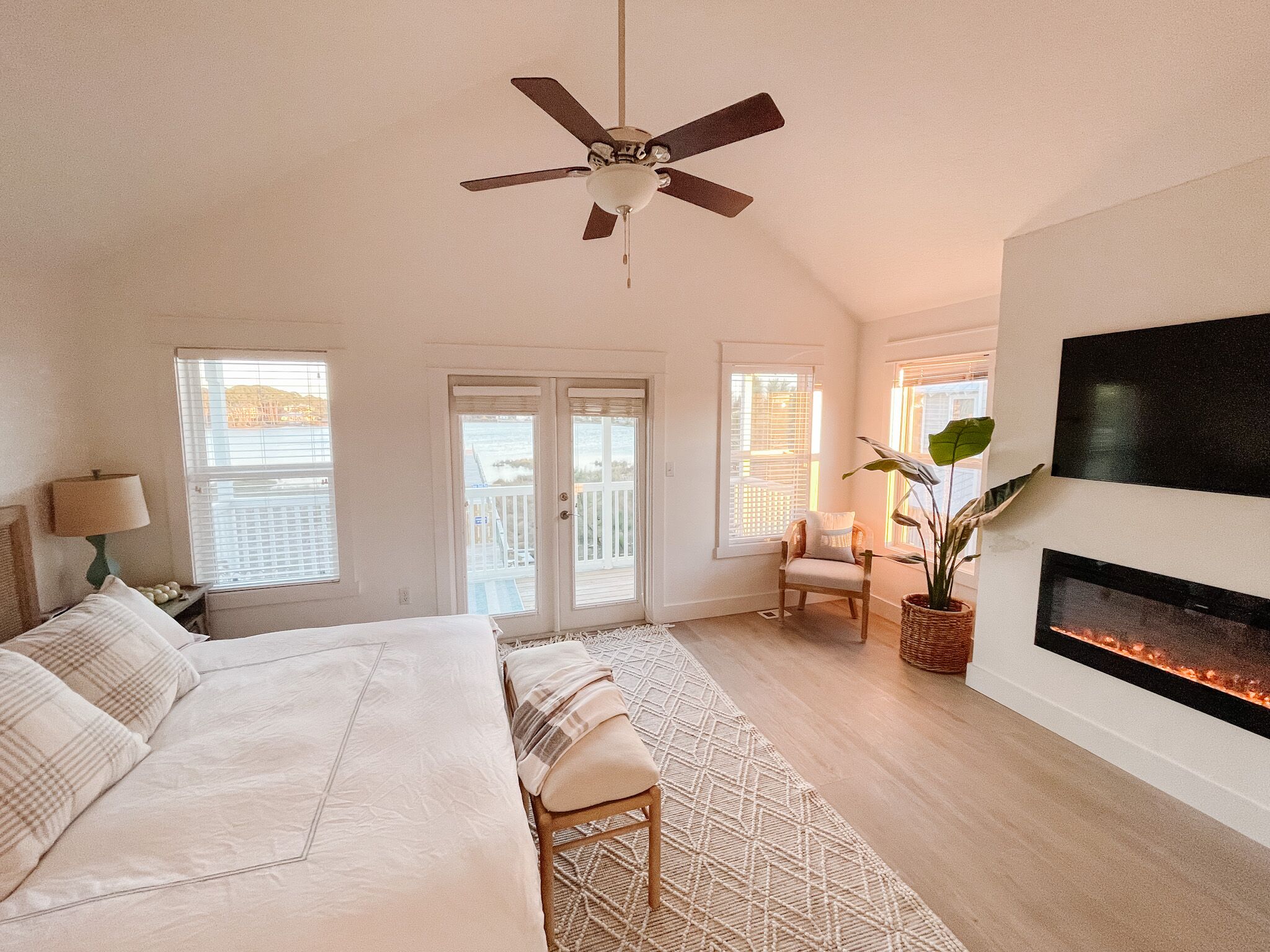 4 間睡房、Wi-Fi、床單