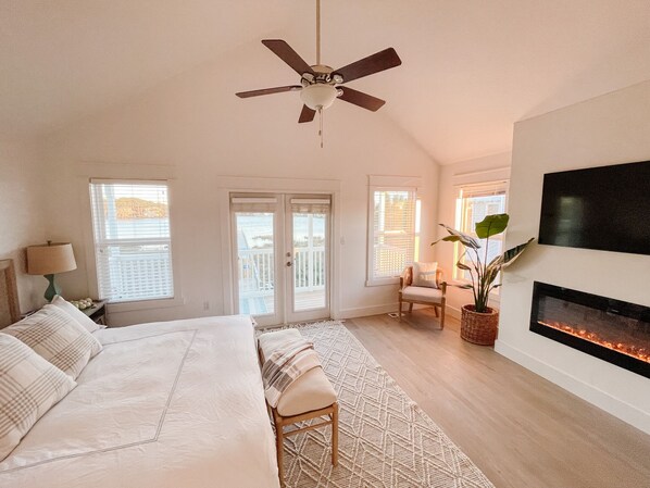 4 عدّة غرف نوم وواي فاي وملاءات أسرّة