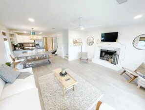 تلفزيون ذكي