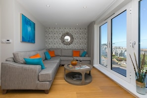 Living room - The Pearl (St Ives)