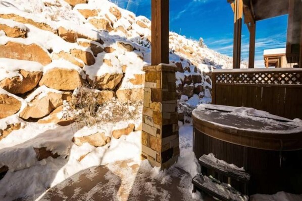 مغطس خاص في السبا