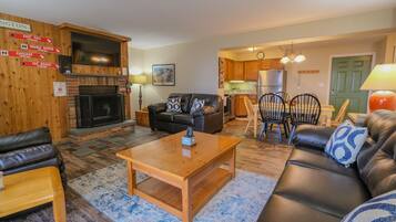 智能电视、壁炉