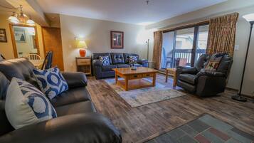 智能电视、壁炉